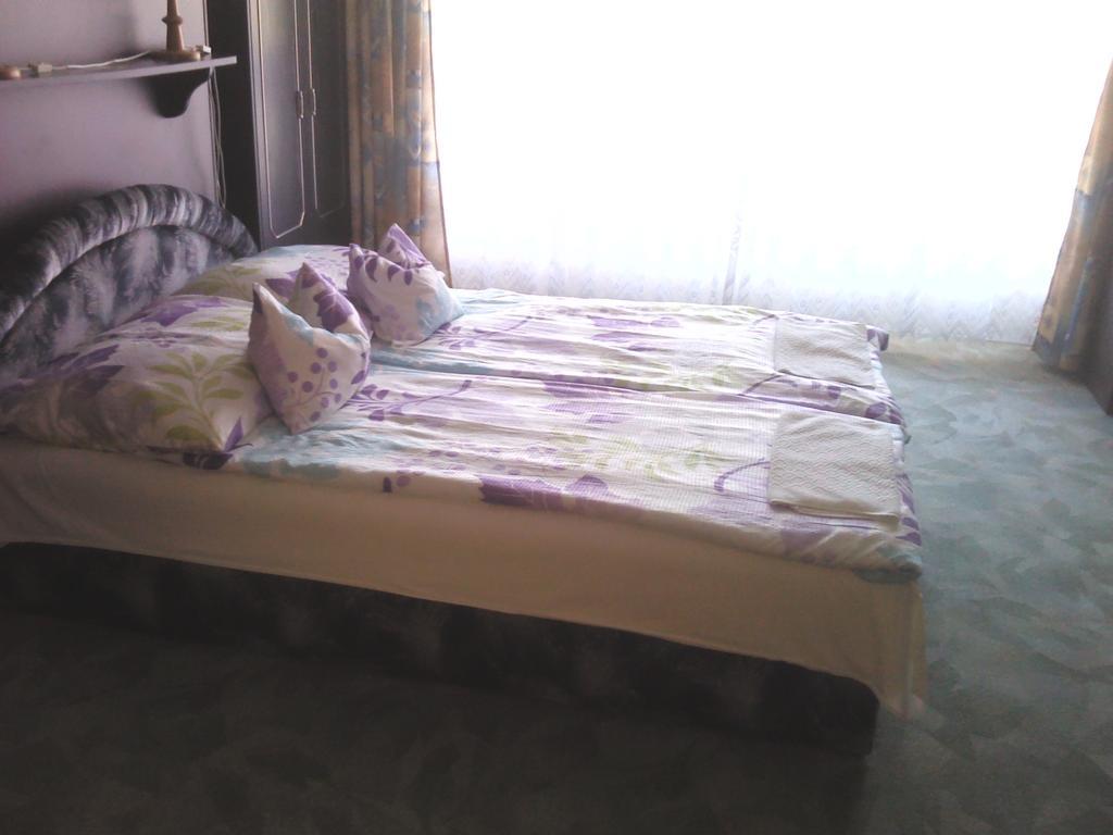 Napfény Apartment Keszthely Camera foto