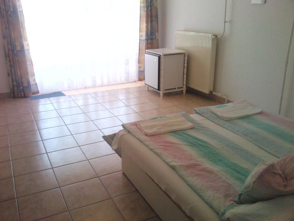 Napfény Apartment Keszthely Camera foto