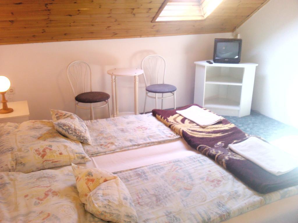 Napfény Apartment Keszthely Camera foto