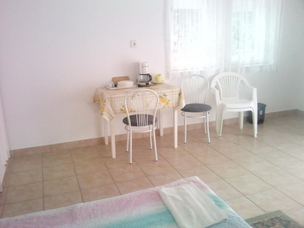 Napfény Apartment Keszthely Camera foto